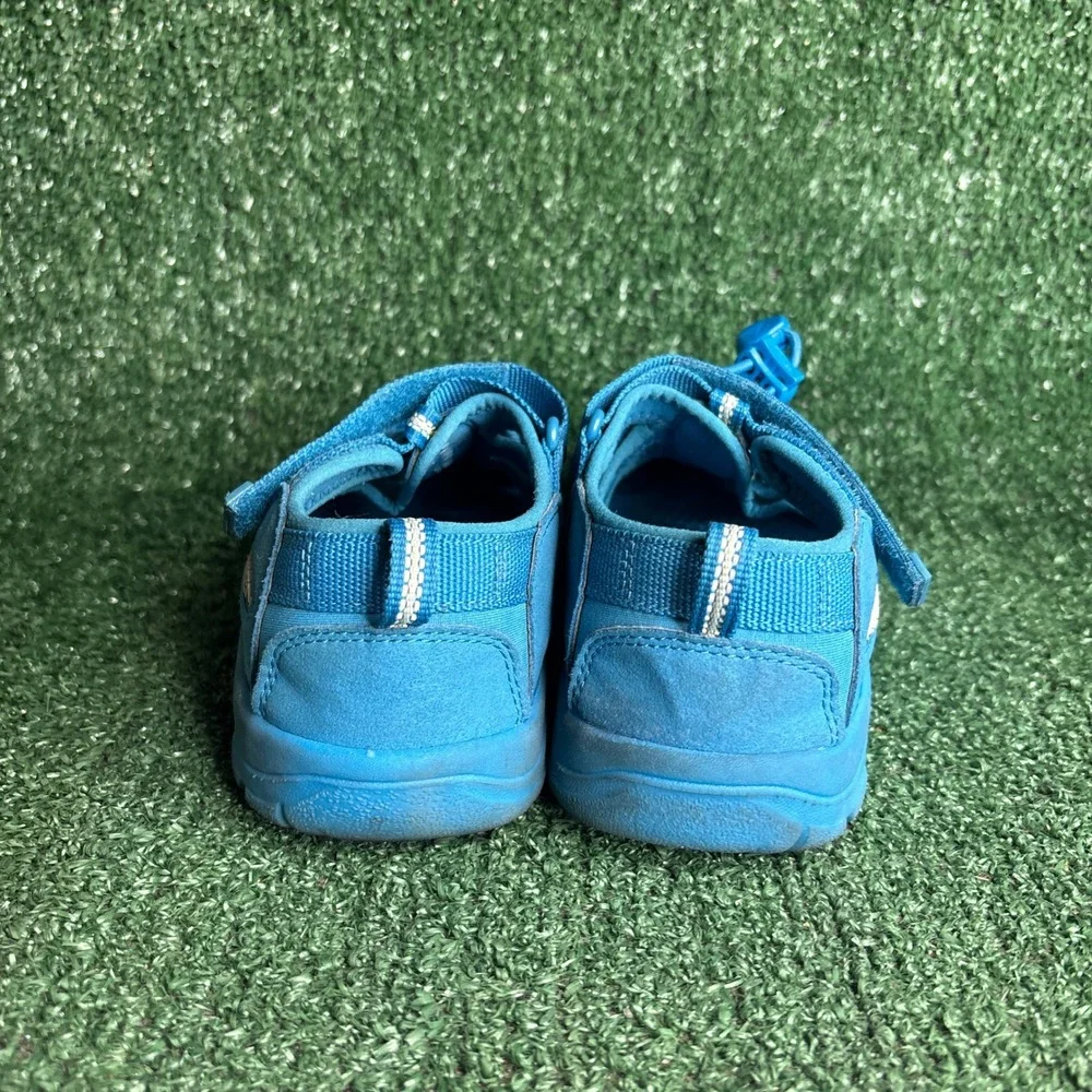 KEEN‎ Newport H2 Washable Water Hiking Gorpcore Sandals Blue Boys Youth Size 3